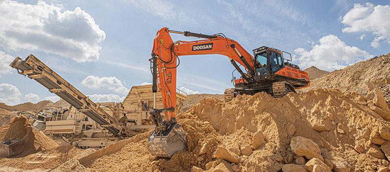 New Features on DX420LC-7 Crawler Excavator From Doosan